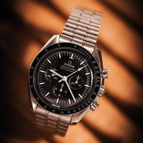 omega quartz speedmaster|Omega Speedmaster price list.